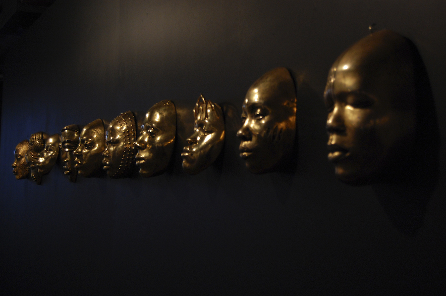 Ten Guineas by George Fowokan Kelly, (1996). Installation photo by Kimathi Donkor, 2008 (b).